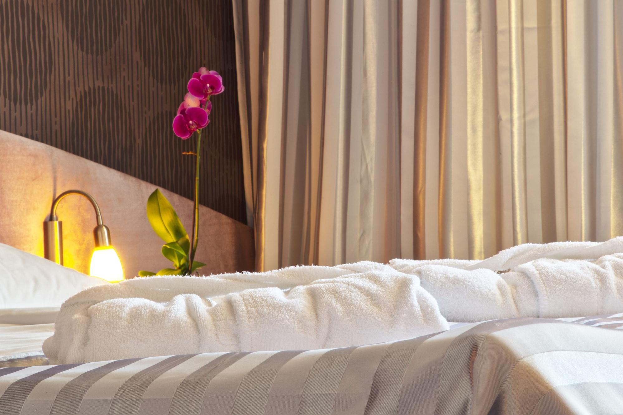 Triada Hotel โซเฟีย ภายนอก รูปภาพ
