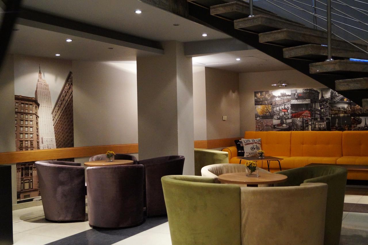 Triada Hotel โซเฟีย ภายนอก รูปภาพ