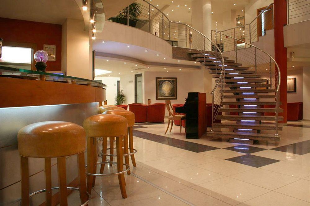 Triada Hotel โซเฟีย ร้านอาหาร รูปภาพ